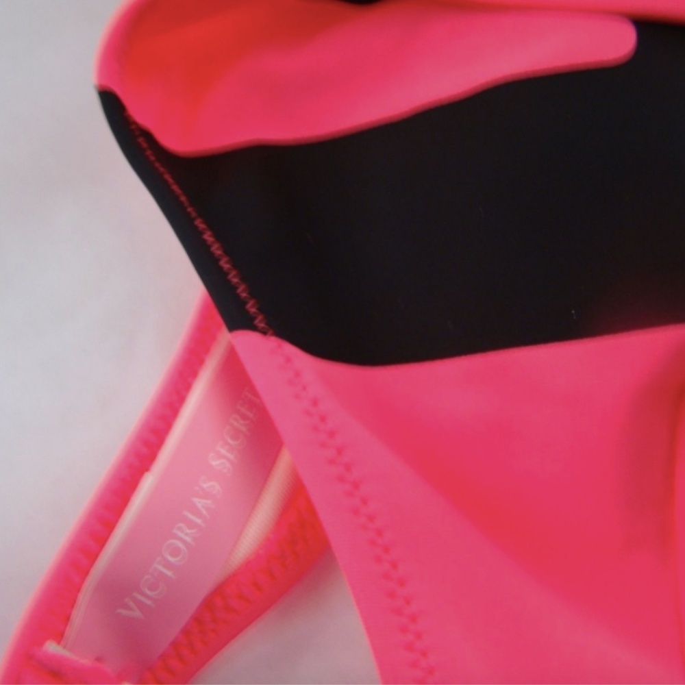 Victorias Secret Nwt Hot Pink w/ Black Logo Cropped V Neck Halter Bikini Top S - Picture 4 of 4